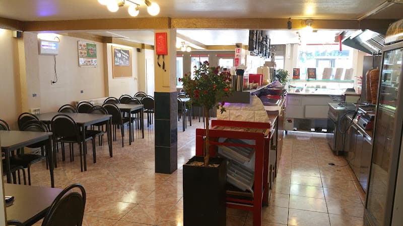 Pitta Frituur Huis Istanbul Lievegem in Lievegem
