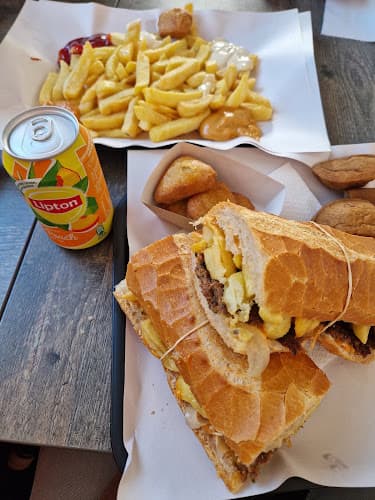 Snack FRITIKO | Molenbeek-Saint-Jean in Brussels