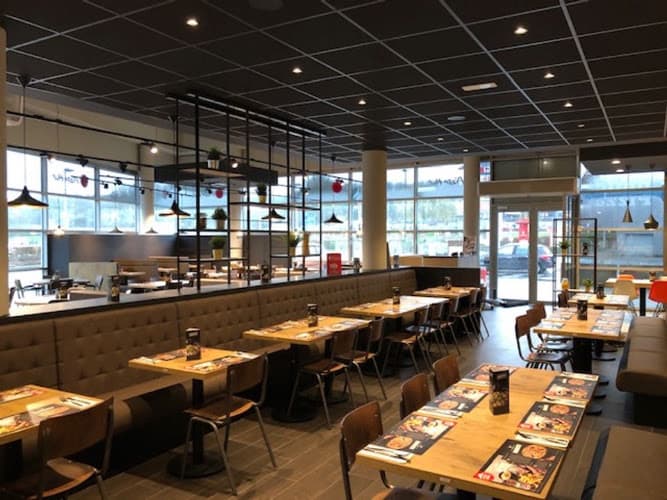 PIZZA HUT NIVELLES in Nivelles