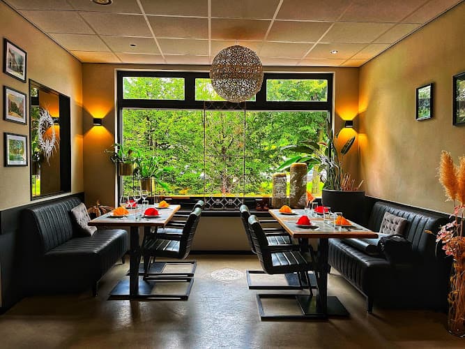 Anmool Indian Restaurant in Bennebroek