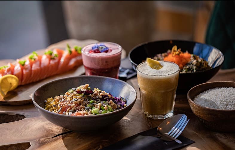 Ohana Bowls & More in Ostend