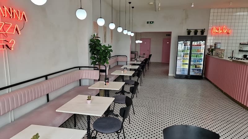 Pink Pizza genk in Genk