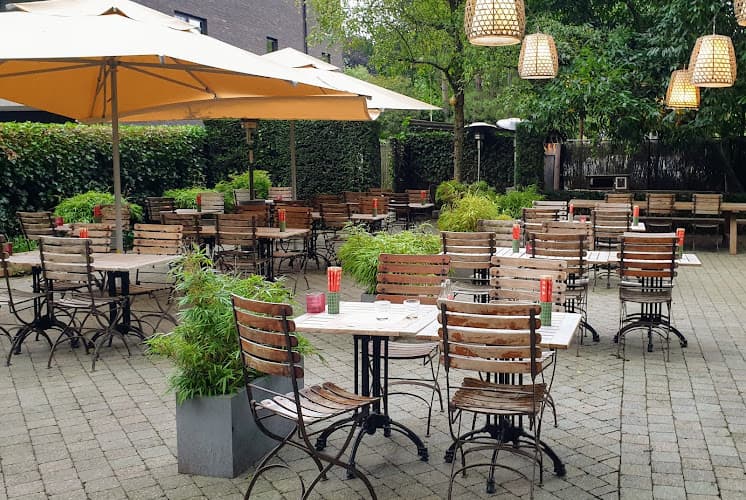 Lucy Chang Brasschaat in Brasschaat