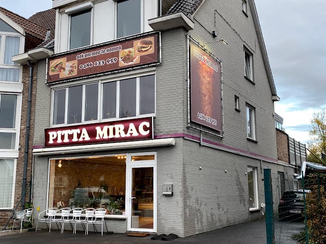 Pitta Mirac in Evergem