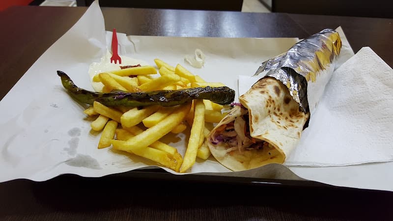 Snack Gürsoo (Halal) in Brussels