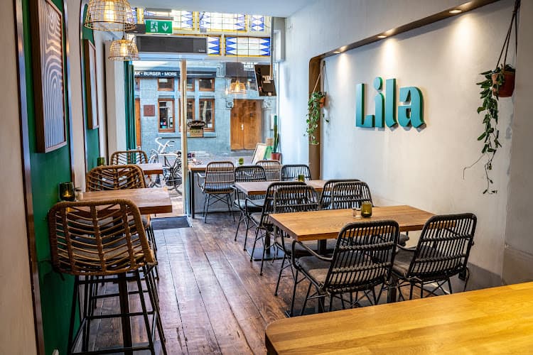 Lila in Amsterdam