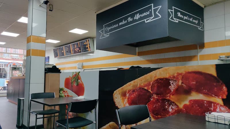 FOOD STATION in Delft