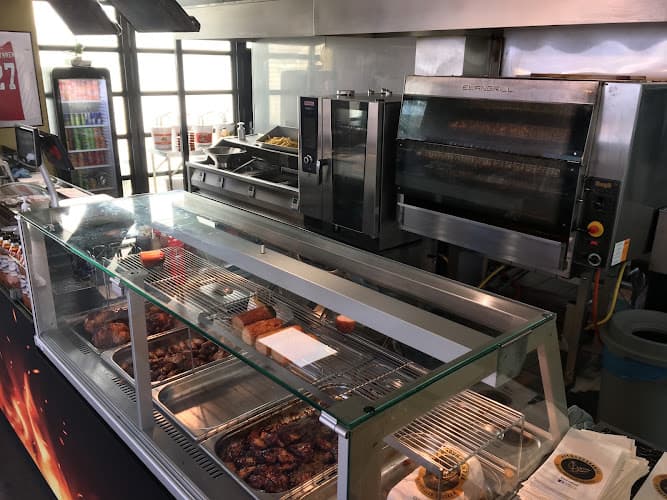 Het Goudhaantje Halal Grilled Chicken in Utrecht