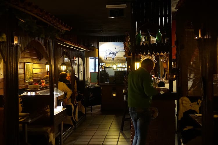 El Fierro in Leiden