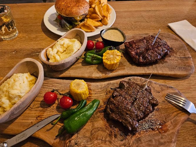 Infinity Steakhouse - Quality Steaks (Halal) in Amsterdam