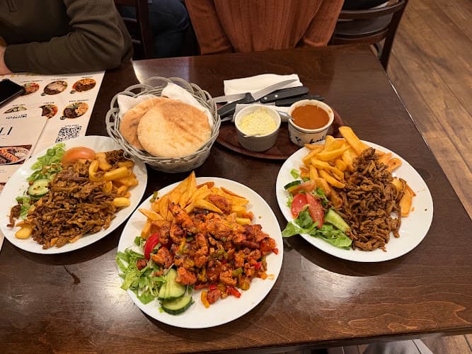 Papa Ali HALAL Steakhouse, Mix Grill Restaurant in Amsterdam