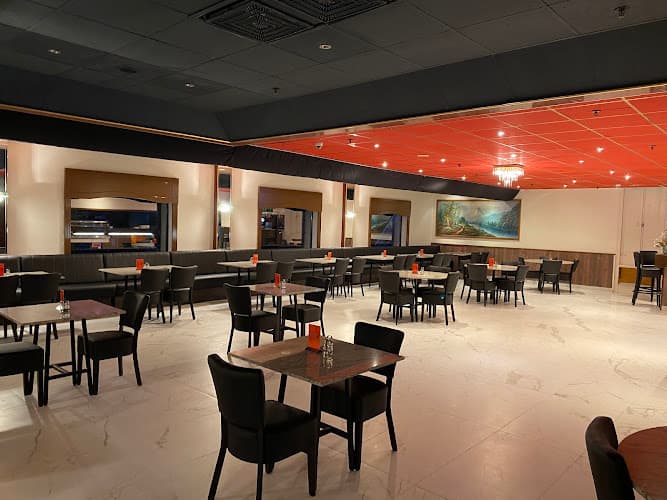 Highway Restaurant in Rotterdam